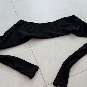 Black Women's Muscle Tee